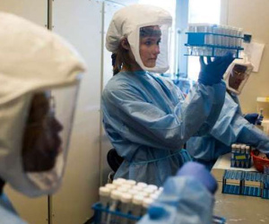 Mỹ phát hiện 7 biến thể mới của virus corona