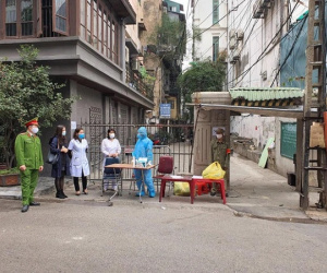 Hà Nội: Phong tỏa nơi ở của ca dương tính SARS-CoV-2 mới tại quận Ba Đình
