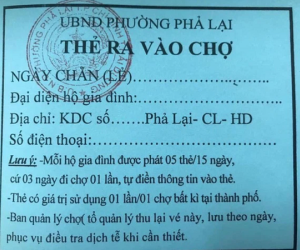 Người dân tâm dịch Chí Linh chính thức đi chợ bằng tem phiếu như thời bao cấp