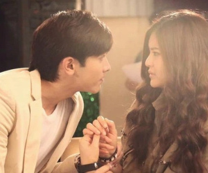 Ly hôn 3 năm, chồng cũ thấy vợ cũ vẫn qua lại thường xuyên nên vui mừng xin đoàn tụ nhưng câu trả lời của cô khiến anh 'nghẹn đắng'