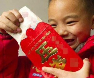 Tự dán 'niêm phong' để giữ tiền lì xì Tết, hành động của cậu bé 6 tuổi khiến dân mạng 'không nhịn được cười'