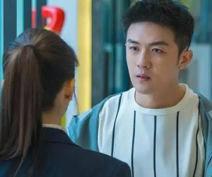 Vợ cần tiền chữa bệnh thì chồng đay nghiến: 'Lấy vợ như rước nợ', 3 tháng sau nhìn chiếc phong bì cô đưa mà anh ta 'run rẩy'