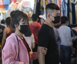 Một huyện ở Bình Dương phạt 63 người 126 triệu đồng vì không đeo khẩu trang