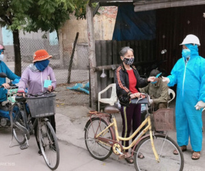 Nông dân Hải Dương khốn đốn trong tâm dịch