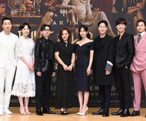 Lee Ji Ah vắng mặt tại họp báo Penthouse 2, Kim So Yeon - Eugene 'lộng hành' bên chủ tịch Uhm Ki Jun