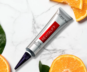 10 lọ serum vitamin C tốt nhất mọi thời đại, cứ dùng thì 100% da sẽ sáng căng và hoàn hảo không góc chết