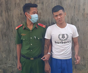 Trộm vàng rồi trốn dưới gầm giường, thanh niên bị tóm gọn
