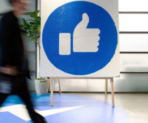 Thế lực ngầm của các BigTech: Vì sao Facebook quyết chiến với Australia còn Google thì không?