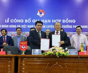 Ông Park ngập ngừng với bản hợp đồng mới
