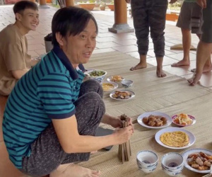 Trai đẹp lọt vào mắt xanh dân mạng khi 'ăn cơm ké' nhà danh hài Hoài Linh, info được tìm ra trong phút mốt