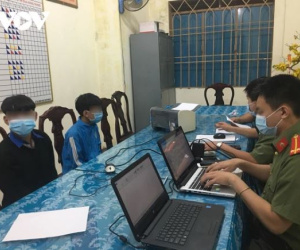 Muốn nghỉ học, nam sinh lớp 9 làm giả văn bản của UBND tỉnh