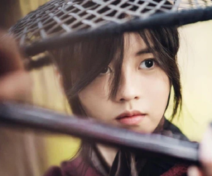 Sông Đón Trăng Lên mở màn bi tráng, Kim So Hyun lột xác ngoạn mục hoá sát thủ cực ngầu