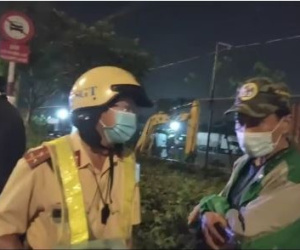 CSGT nói gì về video 'giám sát' CSGT, bắt 'tiếp thị sữa' ở TP HCM gây xôn xao dư luận?