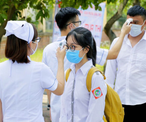 Từ 1/3 học sinh Quảng Ninh trở lại trường học