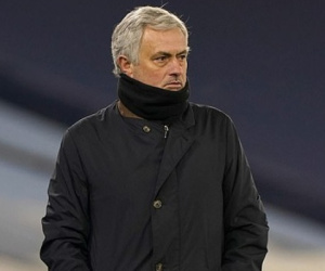 Mourinho bước vào 2 tuần quyết định, Tottenham đã nhắm người thay thế