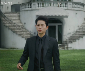 Phim 'Vincenzo' của Song Joong Ki: Mở đầu từ hoành tráng cho đến nhàm chán