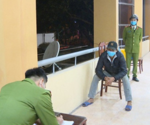Truy vết liên quan đến Covid-19, phát hiện người đàn ông bị truy nã lẩn trốn 16 năm