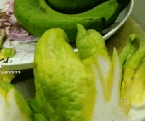 Quả phật thủ quen thuộc lại gây tranh cãi, thậm chí có người bổ ra xem ăn được không