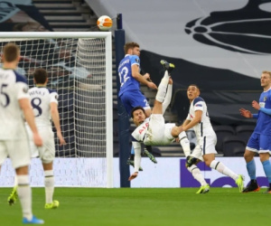 Alli lập siêu phẩm 'ngã bàn đèn', Tottenham giành vé đầu tiên vào vòng 1/8 Europa League