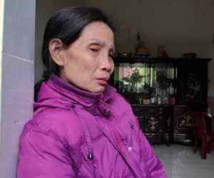Nghi phạm bóp cổ bạn gái 16 tuổi đến chết ở Hà Nam: Gặp tai nạn phải mổ não nên 'đầu óc không bình thường', từng cầm dao định đâm bố đẻ