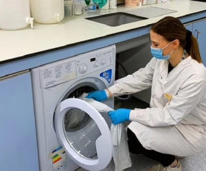 Phát hiện mới: Virus SARS-CoV-2 vẫn 'sống tốt' trên vải, quần áo đến 3 ngày