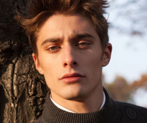 Phim về phản diện Harry Potter gây sốt vì nam chính bùng nổ visual, còn giống 'người dơi' Robert Pattinson như hai giọt nước?