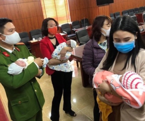 Triệt phá đường dây mua bán trẻ sơ sinh, giải cứu 4 trẻ sơ sinh đang trên đường bị bán sang Trung Quốc