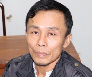 Lấy lời khai người chồng đánh vợ đang ngủ tử vong rồi uống thuốc sâu tự tử