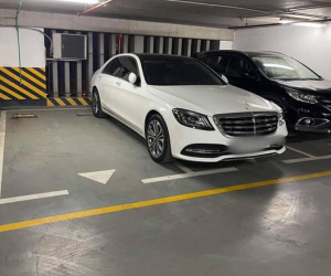 Đỗ xe ngang trái, chủ Mercedes tiền tỷ 'tái mặt' khi đối diện với màn trừng phạt đặc biệt