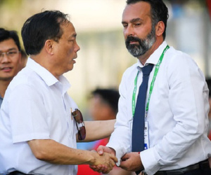 LĐBĐ Thanh Hóa đồng ý nộp phạt thay bầu Đệ, nhưng HLV Fabio Lopez vẫn chưa nhận được tiền