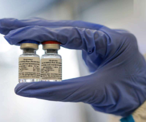 Tiêm nhắc lại vaccine Sputnik V hiệu quả cao trước các biến thể mới