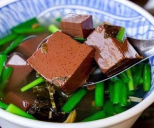 Câu chuyện kinh dị phía sau những bát huyết lợn khoái khẩu nhưng nhận định của chuyên gia mới là điều bạn nên nắm rõ