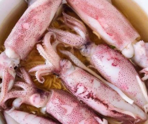 Khoe bát mì 'chống đối', anh chàng bị dân mạng lắc đầu chê bai