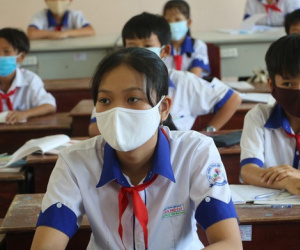 Đồng Tháp cho học sinh vùng biên giới nghỉ một tuần, truy tìm 2 xe ôm chở bệnh nhân 2424