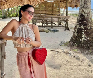 Có 1 item đang gây sốt những ngày gần đây: Áo thắt dây hờ hững, khoe lưng trần bốc lửa