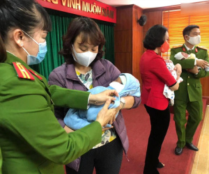 Vụ phát hiện đường dây mua bán trẻ em quy mô cực lớn: Người mẹ 'bán con' khai chưa nhận được đồng nào thì bị bắt
