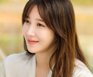 Cuộc chiến thượng lưu phần 2: Lee Ji Ah chính thức trở lại với thân phận khác, 'chị đẹp' Su Ryeon thực sự đã chết'?