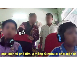 Đang chăm chú cày rank thì bạn cùng bàn báo động 'Bố đến kìa', cậu bé tiểu học tỉnh bơ nói 1 câu khiến dân tình phì cười: Tối nay no đòn em ạ!