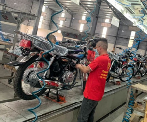 Lộ diện 'ngựa sắt' na ná huyền thoại tay côn Honda CG125, lắp ráp tại Việt Nam, giá cực rẻ