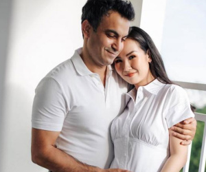 Võ Hạ Trâm thông báo đã mang thai con đầu lòng với ông xã Ấn Độ sau 2 năm kết hôn