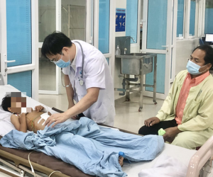 Cứu sống một bệnh nhân mắc hội chứng lạ Pica, ăn đầy 'giẻ rách' trong bụng