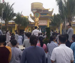 Dân địa phương kể chuyện khám, trị bệnh của ông Võ Hoàng Yên ở chùa