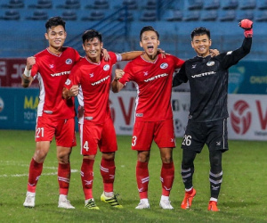 Ba đội bóng ở V.League xin ưu tiên tiêm vaccine Covid-19