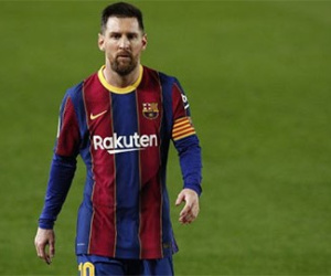 Messi gây gổ với GĐTT của Sevilla trong đường hầm