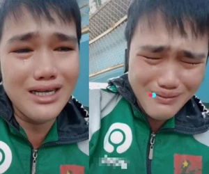 Tài xế công nghệ ôm mặt khóc nức nở vì chạy được 2 đơn mà đứng chờ mất nửa tiếng: 'Đã cực khổ chạy xe ôm rồi các chị còn ác vậy được'