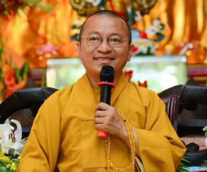 Thượng tọa Thích Nhật Từ: Cần phải xử lý hình sự 'Thầy chùa ăn thịt chó'