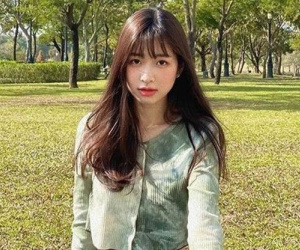 Nữ ca sĩ 22 tuổi rơi lầu thiệt mạng ở trường học cũ, nghi do tự vẫn