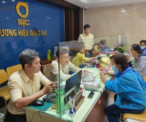 Giá vàng hôm nay 7-3: Người mua lỗ cả triệu đồng/lượng