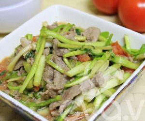 Rau cần đang ngon rẻ nhưng nếu thuộc 1 trong 3 nhóm người sau đây nhất định không nên ăn