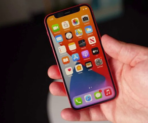 Apple giảm sản lượng iPhone 12 mini
